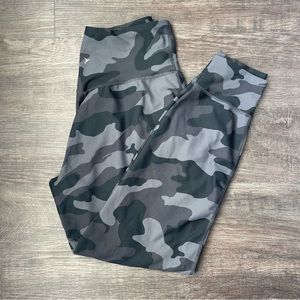 Old Navy High-Waisted PowerSoft 7/8-Length Joggers - Size: Medium